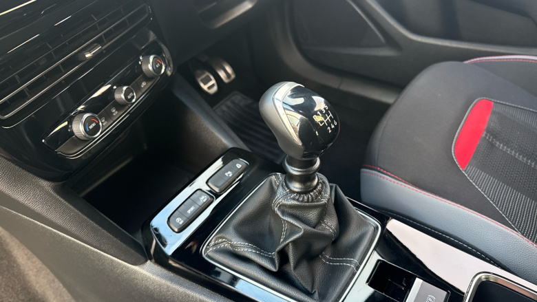 Vauxhall Mokka 1.2 Turbo 100 SRi 5dr Petrol Hatchback